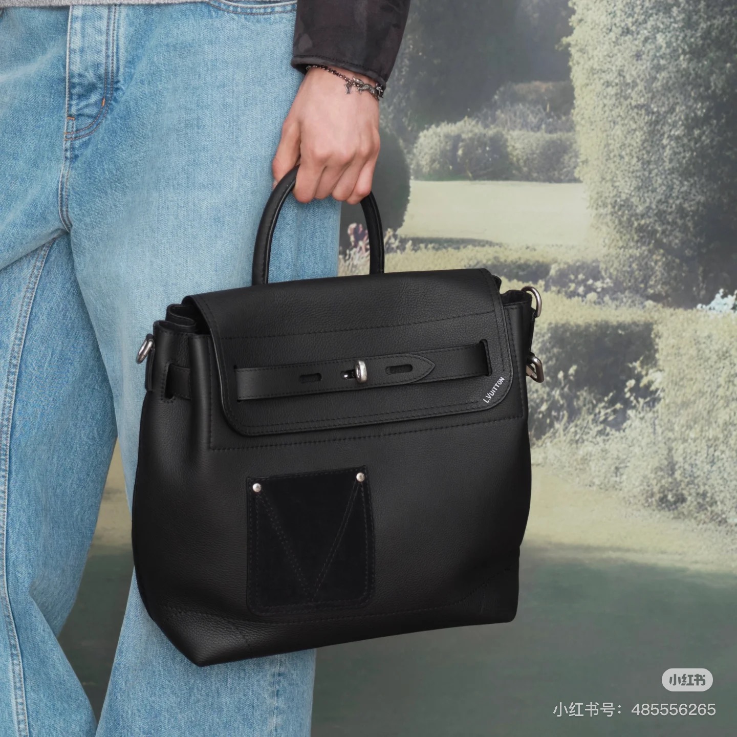 2026124173320108 270